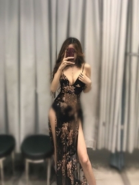 秀秀   165    49   D   31 歲  #高雄